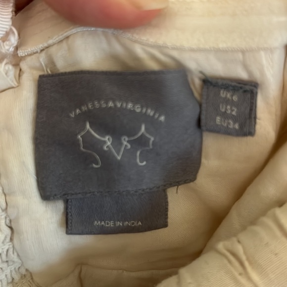 Gorgeous strapless Blue and White Hand Embroidered Dress- Anthropology size 2 - Picture 6 of 6